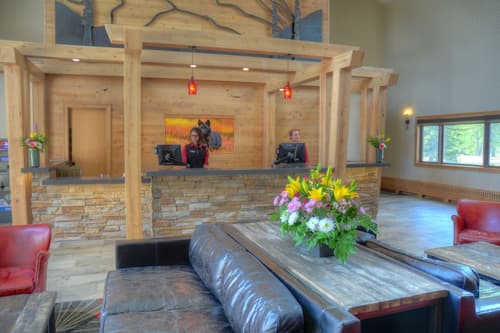 Banff Rocky Mountain Resort, Lobby