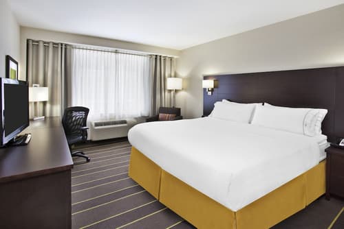 Holiday Inn Express Sault Ste Marie by IHG, Room