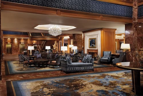 Little America Hotel, Lobby