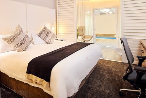 First Group Riviera Suites, Room