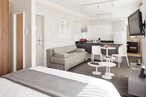 First Group Riviera Suites, Room