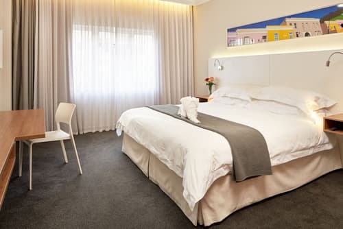 First Group Riviera Suites, Room