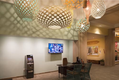 Queen Kapiolani Hotel, Lobby