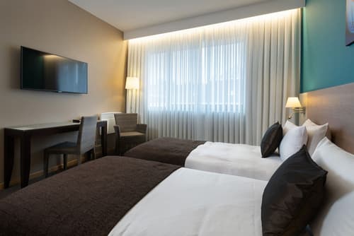 Van der Valk Waterloo, Room