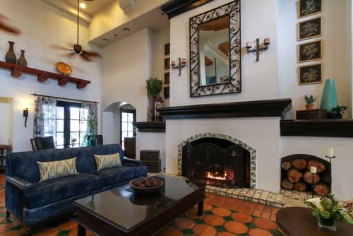 Oxford Suites Pismo Beach, Lobby sitting area