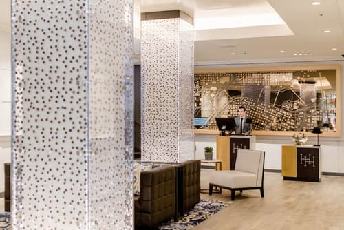 Heathman Hotel, Lobby