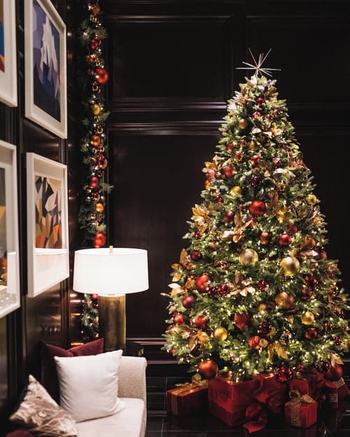 Rosewood Hotel Georgia, Lobby sitting area