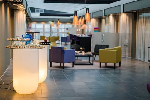 Park Inn by Radisson Reykjavik Keflavik Airport, Lobby sitting area