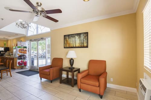 Quality Inn Fresno Yosemite Airport, Lobby