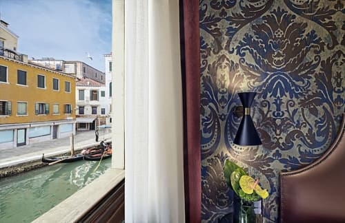 Hotel American Dinesen, Room