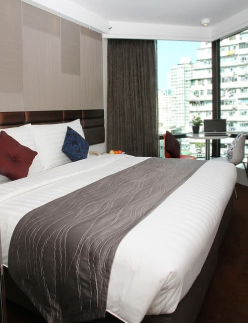 Stanford Hotel, Room