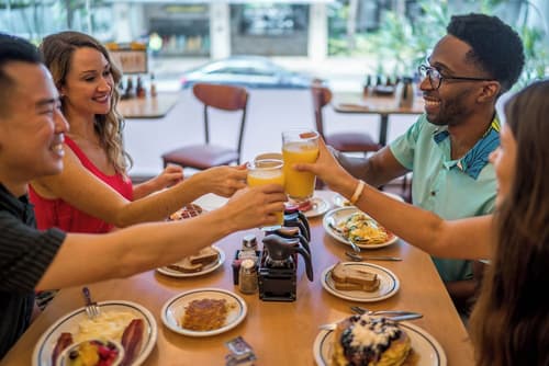 Waikiki Malia, Restaurant