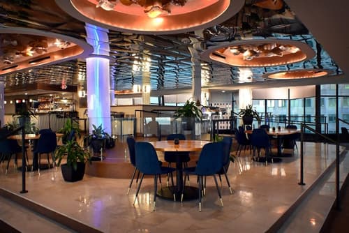 Fort Pontchartrain Detroit, a Wyndham Hotel, Dining