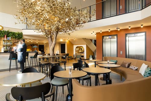 Novotel Paris Suresnes Longchamp, Reception