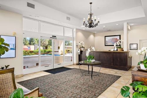 Best Western Plus Royal Oak Hotel, Lobby