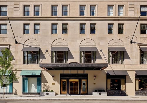 The Newbury Boston, Primary image