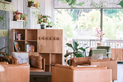 SCP Hilo Hotel, Lobby