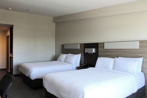 Holiday Inn Express Bakersfield by IHG, Room