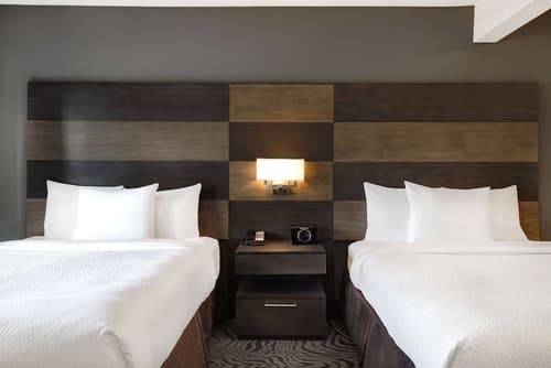 Days Inn by Wyndham Calgary South, Room