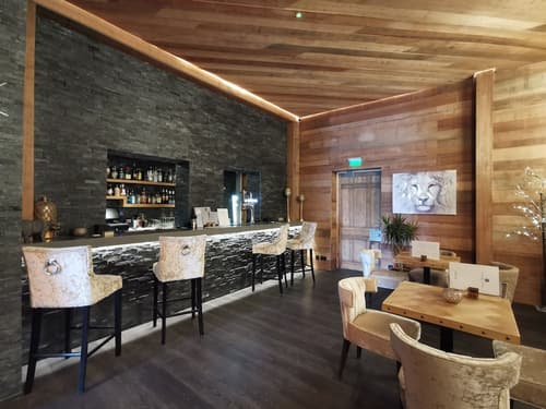 Stanhill Court Hotel, a member of Radisson Individuals, Bar (on property)