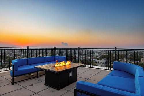 Club Wyndham Avenue Plaza, Sundeck