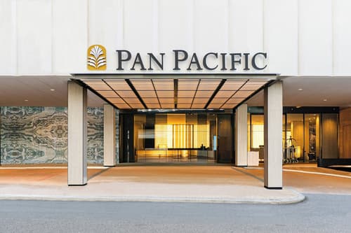 Pan Pacific Perth, Front of property
