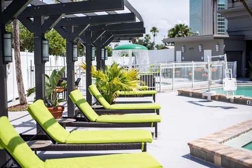 Holiday Inn & Suites Across From Universal Orlando by IHG, Pool