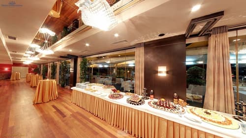 Tirana International Hotel & Conference Centre, Lobby