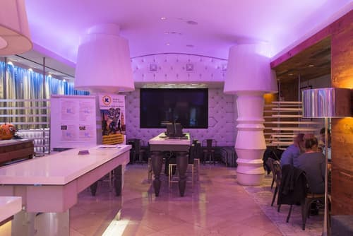 The Gallivant Times Square, Lobby