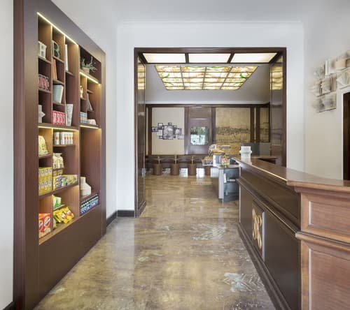 B&B Hotel Napoli, Reception