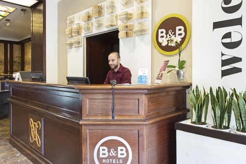 B&B Hotel Napoli, Reception