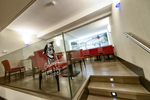 Hotel Maisonnave, Reception