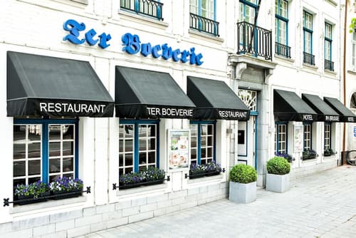 NH Brugge Hotel, Front of property