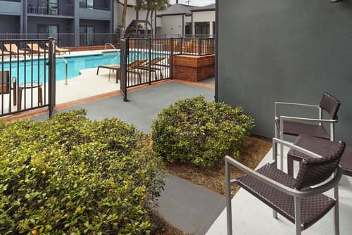Courtyard by Marriott Tallahassee Downtown/Capitol, Pool