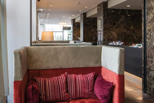 Austria Trend Europa Salzburg, Lobby