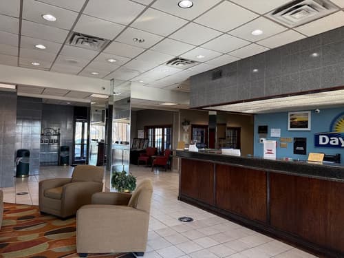 Days Inn by Wyndham Amarillo East, Lobby