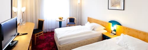 Hotel Boltzmann, Room