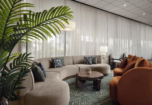 Sonesta Los Angeles Airport LAX, Lobby