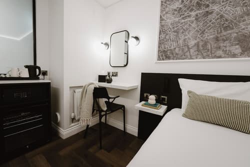 STG Hotel London Oxford Street, Room
