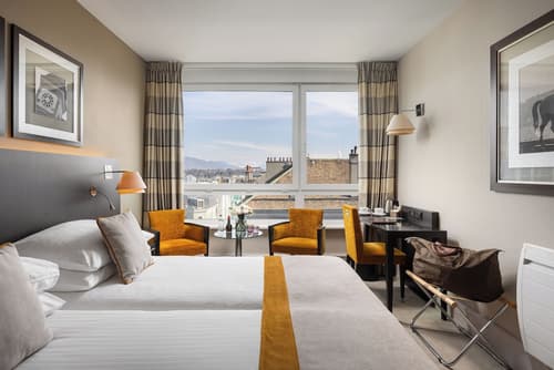 Hotel Auteuil, Primary image