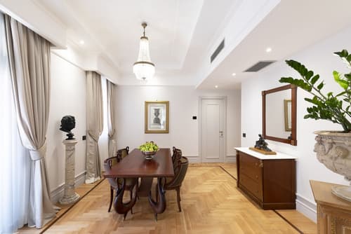 Grand Hotel Parkers, Room