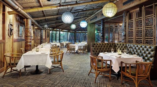 Hilton Atlanta, Restaurant