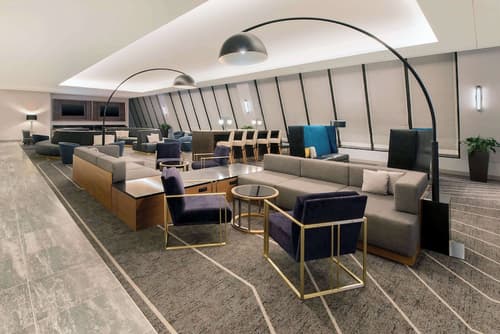 Hilton Atlanta, Lobby