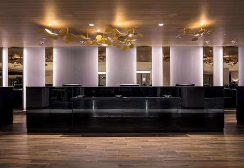 Hilton Atlanta, Reception