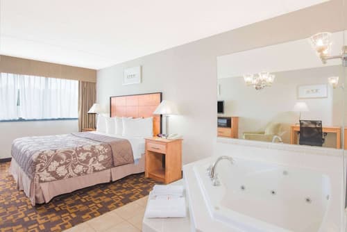 Days Inn by Wyndham Gettysburg, Room