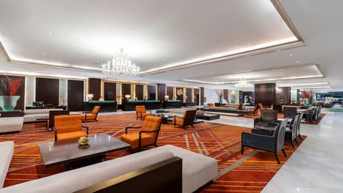 Holiday Inn Bangkok Silom by IHG, Lobby