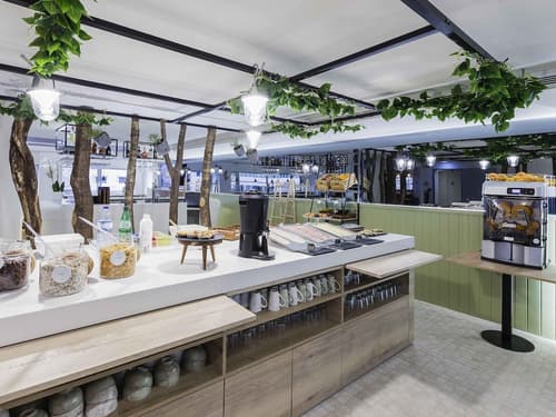 ibis Styles Lisboa Centro Marquês de Pombal, Breakfast area