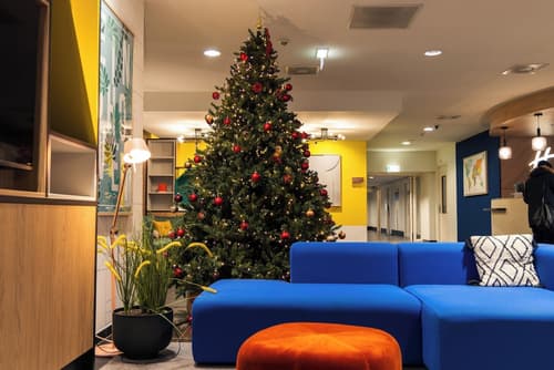 Holiday Inn Eindhoven Centre by IHG, Lobby