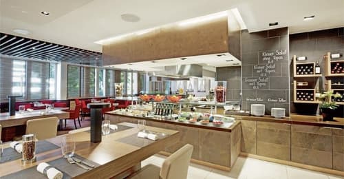 Mövenpick Hotel Zuerich-Airport, Restaurant
