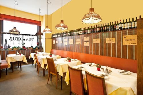 Graben Hotel, Restaurant